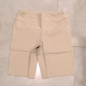 Lemon Way Women's Stretch Cotton Shorts